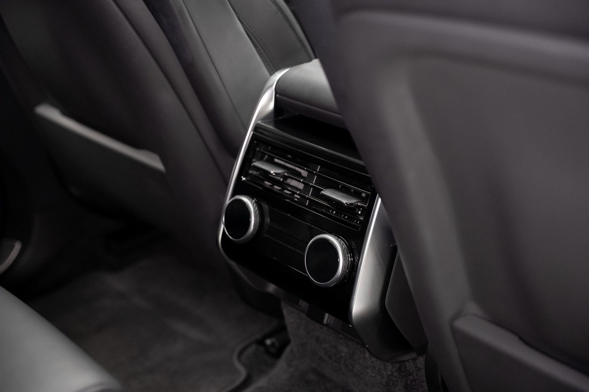 Used 2023 Land Rover Range Rover SE image 68