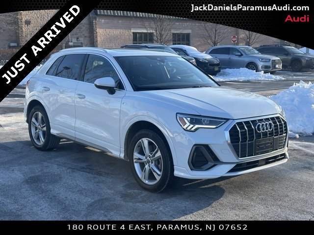 Used 2023 Audi Q3 2.0T Premium Plus w/ Premium Plus Package image 6