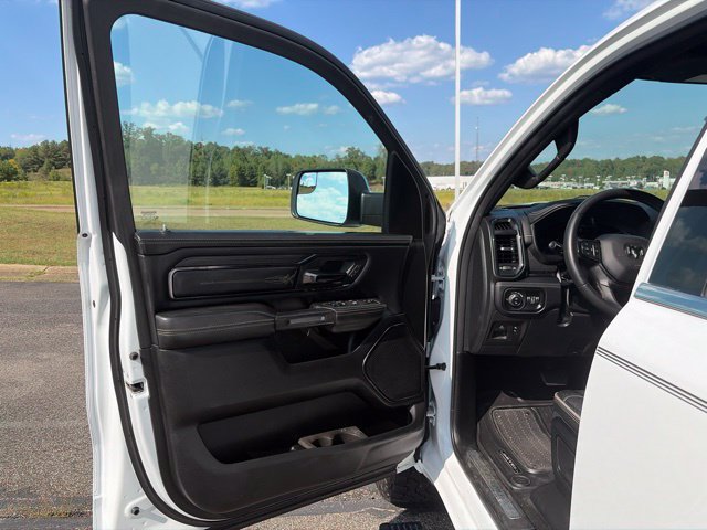 Used 2023 RAM 1500 Limited AWD/4WD image 14