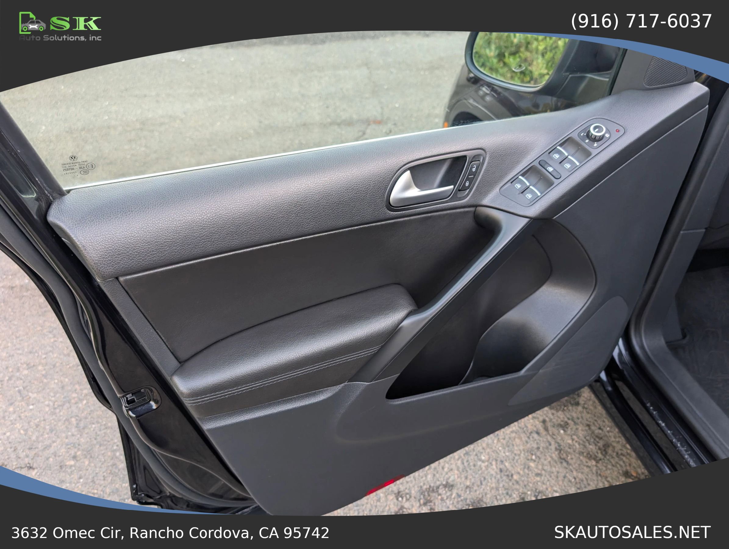 Used 2015 Volkswagen Tiguan SE AWD/4WD image 30