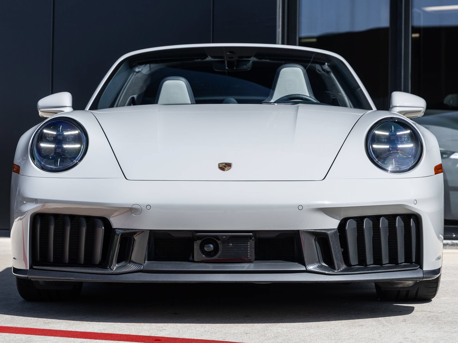 Certified 2025 Porsche 911 Targa 4 GTS AWD/4WD image 8