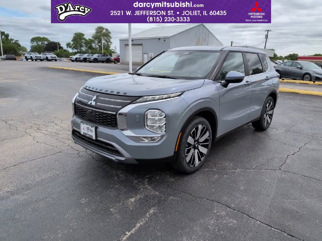 New 2026 Mitsubishi Outlander SE AWD/4WD image 1