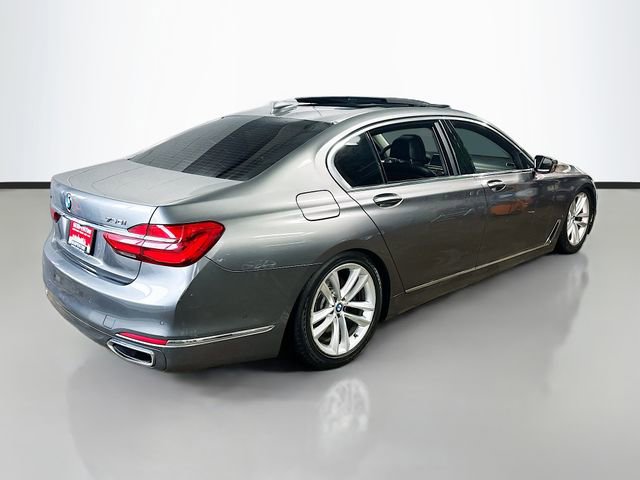 Used 2016 BMW 750i xDrive image 6