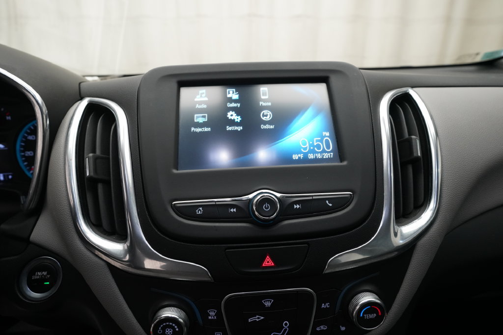 Used 2018 Chevrolet Equinox LS AWD/4WD image 5