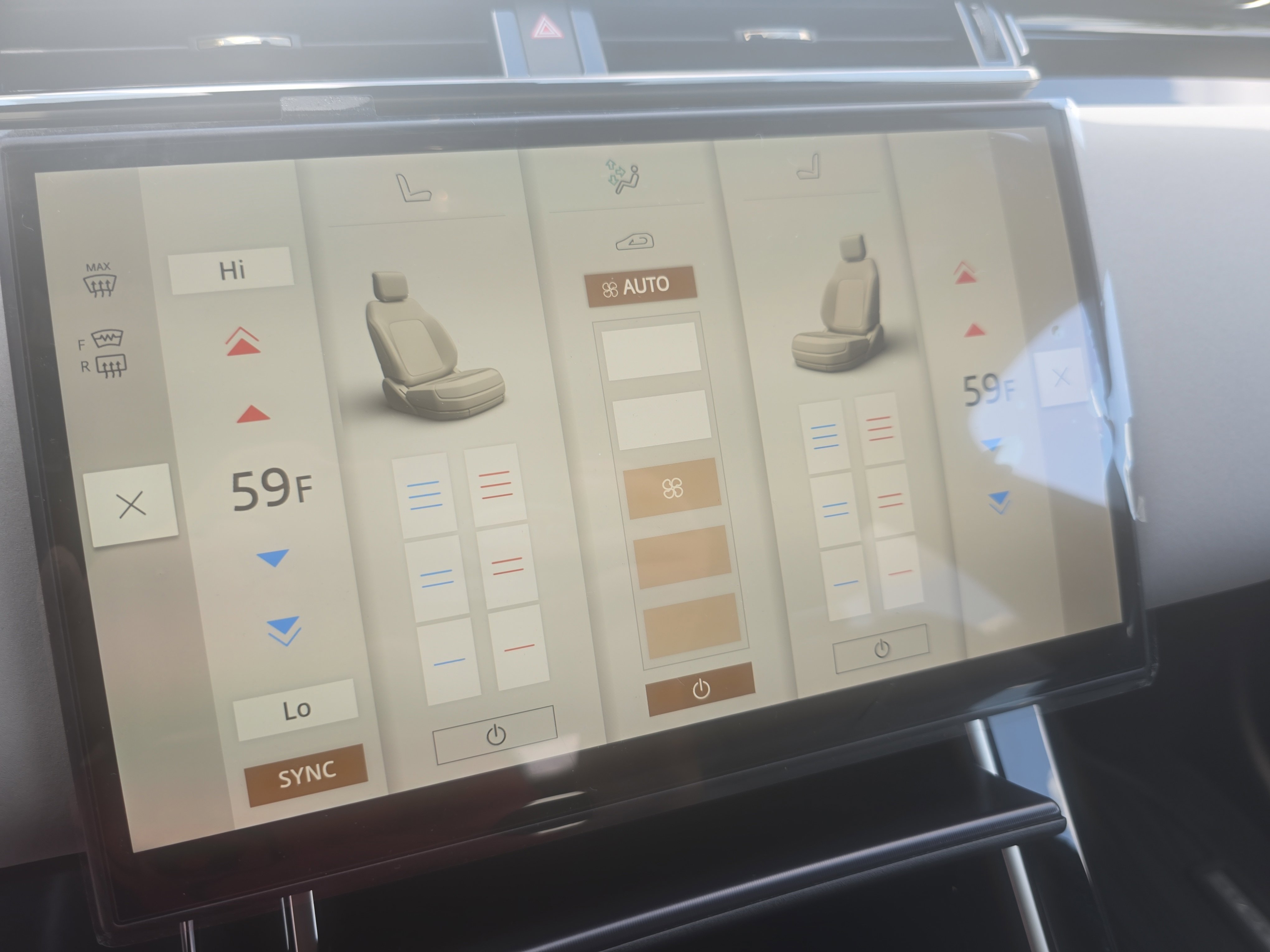 New 2026 Land Rover Range Rover Velar Dynamic SE image 24