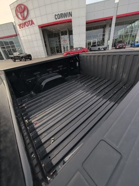 Used 2021 Chevrolet Silverado 1500 Custom Trail Boss AWD/4WD image 15