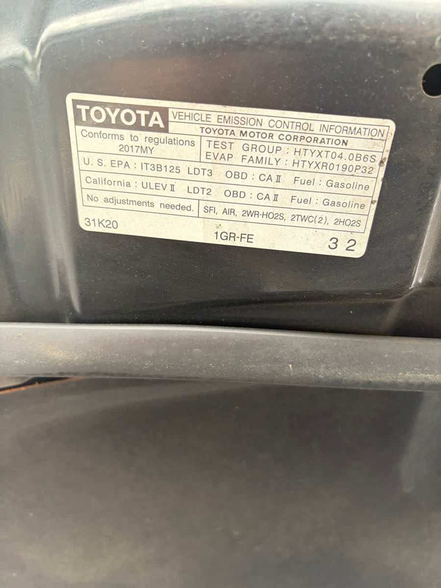 Used 2017 Toyota 4Runner Limited AWD/4WD image 10