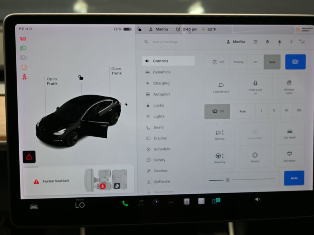 Used 2018 Tesla Model 3 Long Range image 24