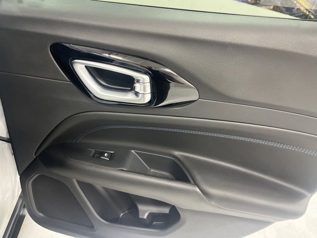 New 2026 Jeep Compass Latitude image 21