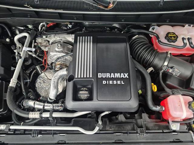 New 2026 Chevrolet Suburban LT w/ Comfort Package RWD image 17