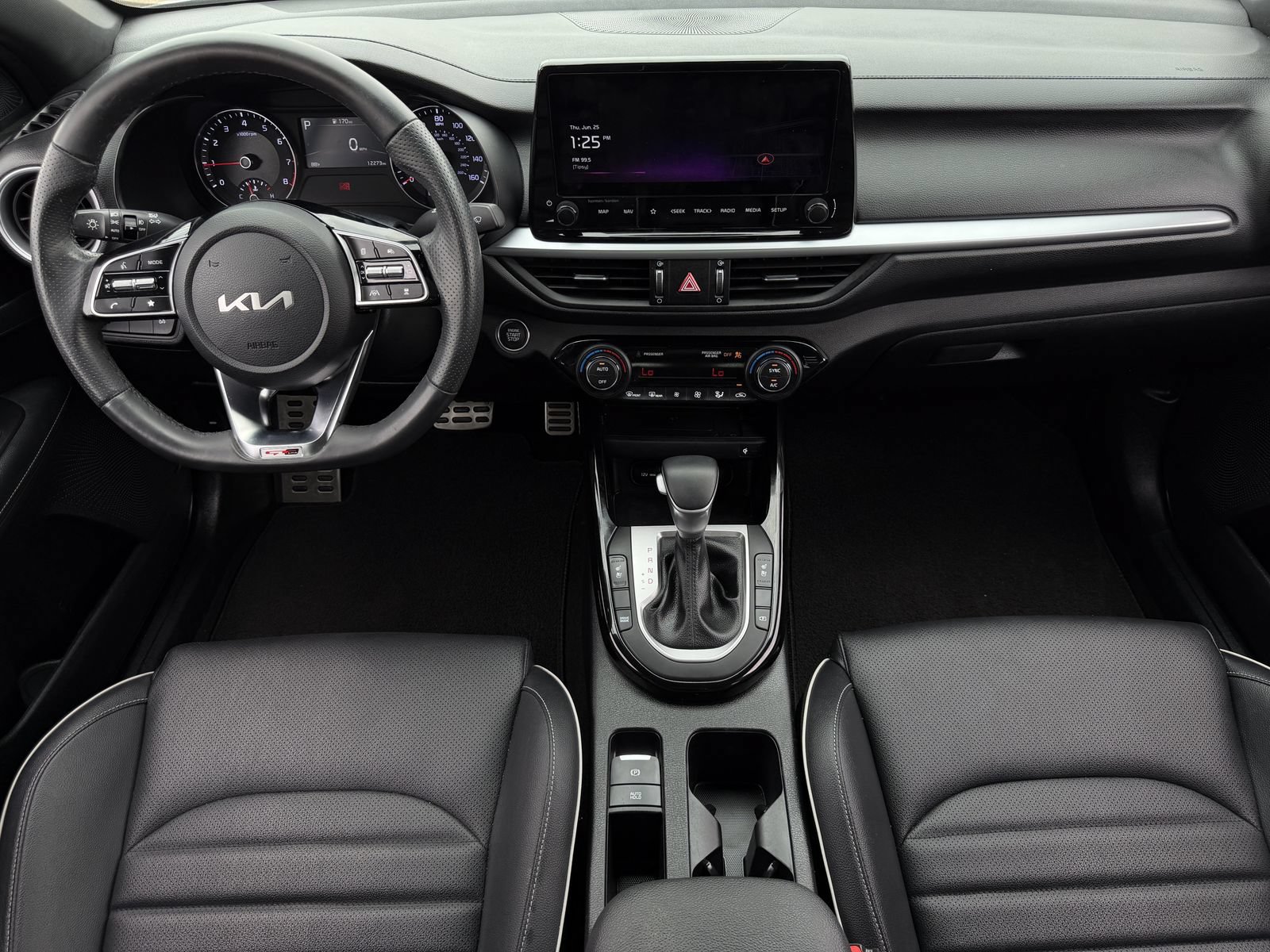 Used 2024 Kia Forte GT-Line w/ GT-Line Premium Package FWD image 12