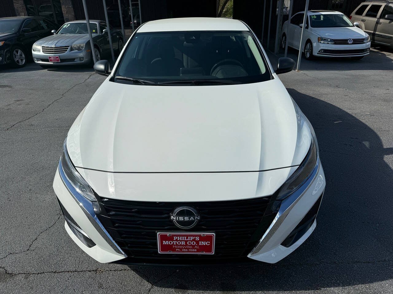 Used 2025 Nissan Altima 2.5 SV FWD image 9
