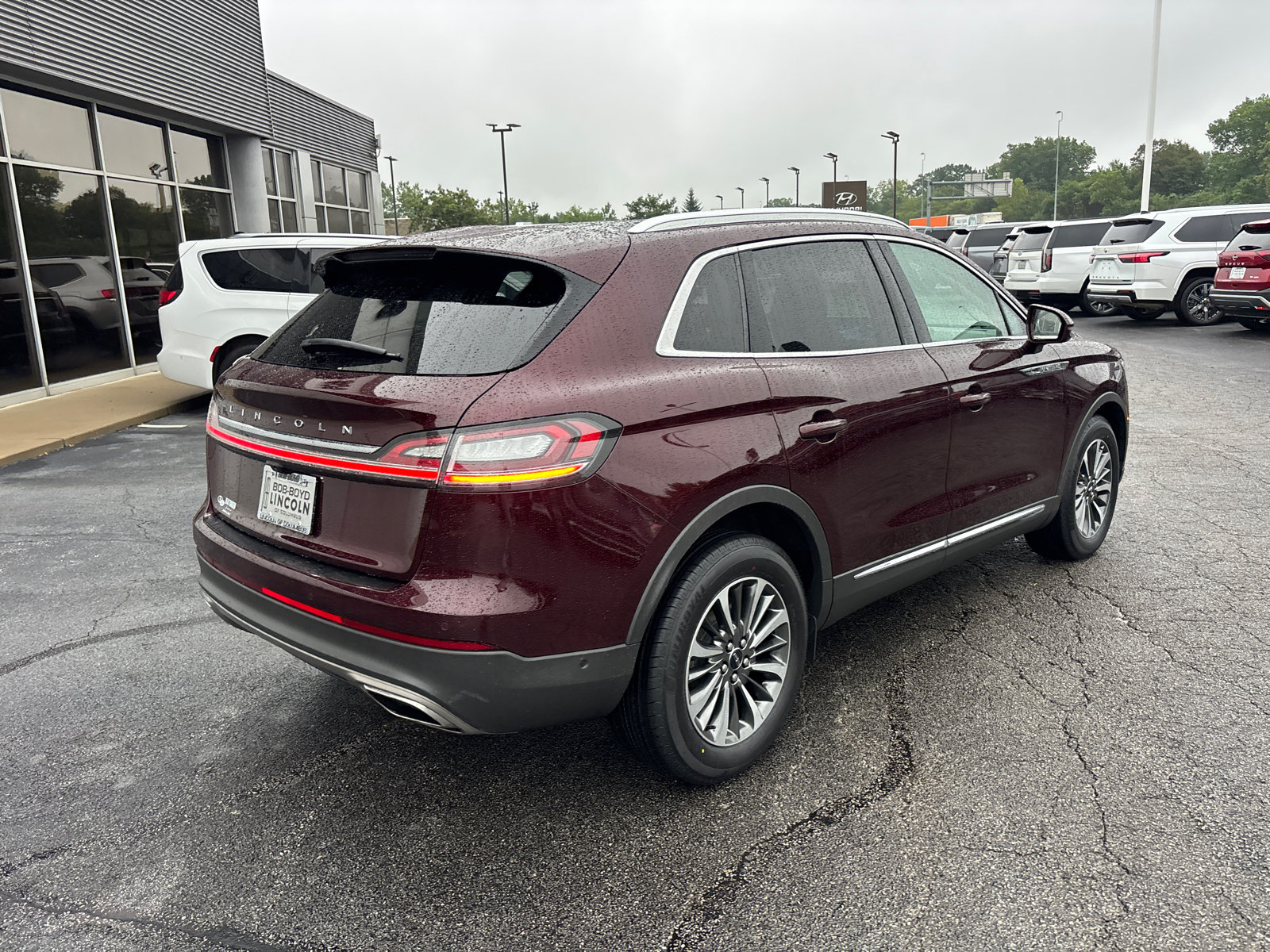 Used 2022 Lincoln Nautilus Reserve AWD/4WD image 7