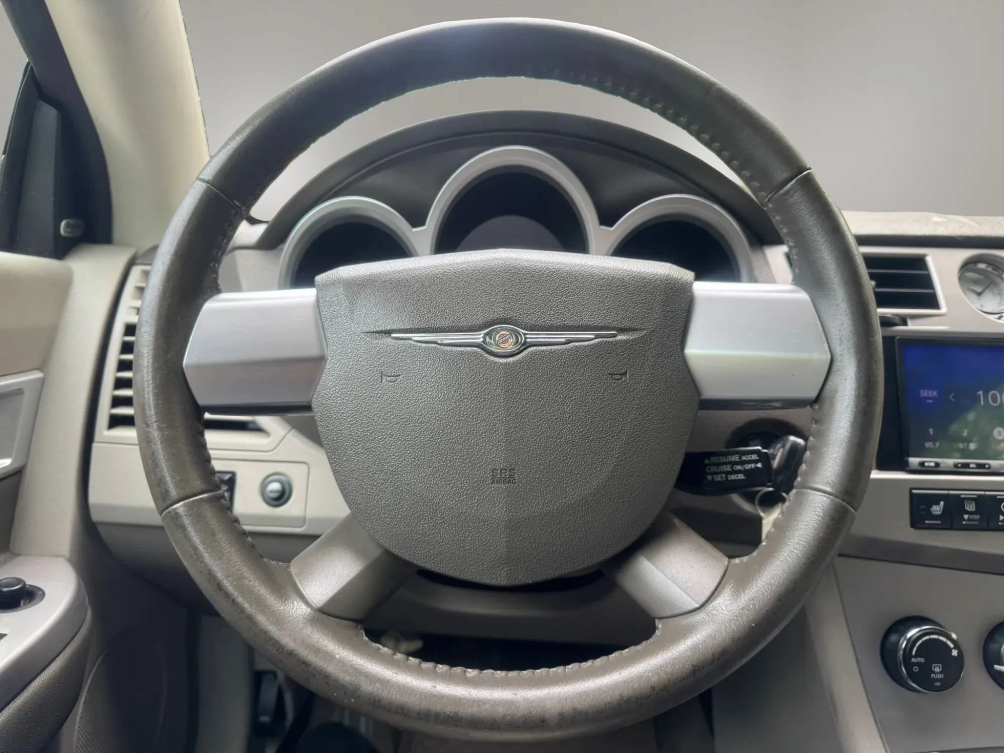 Used 2008 Chrysler Sebring Touring w/ Special Touring Group FWD image 16