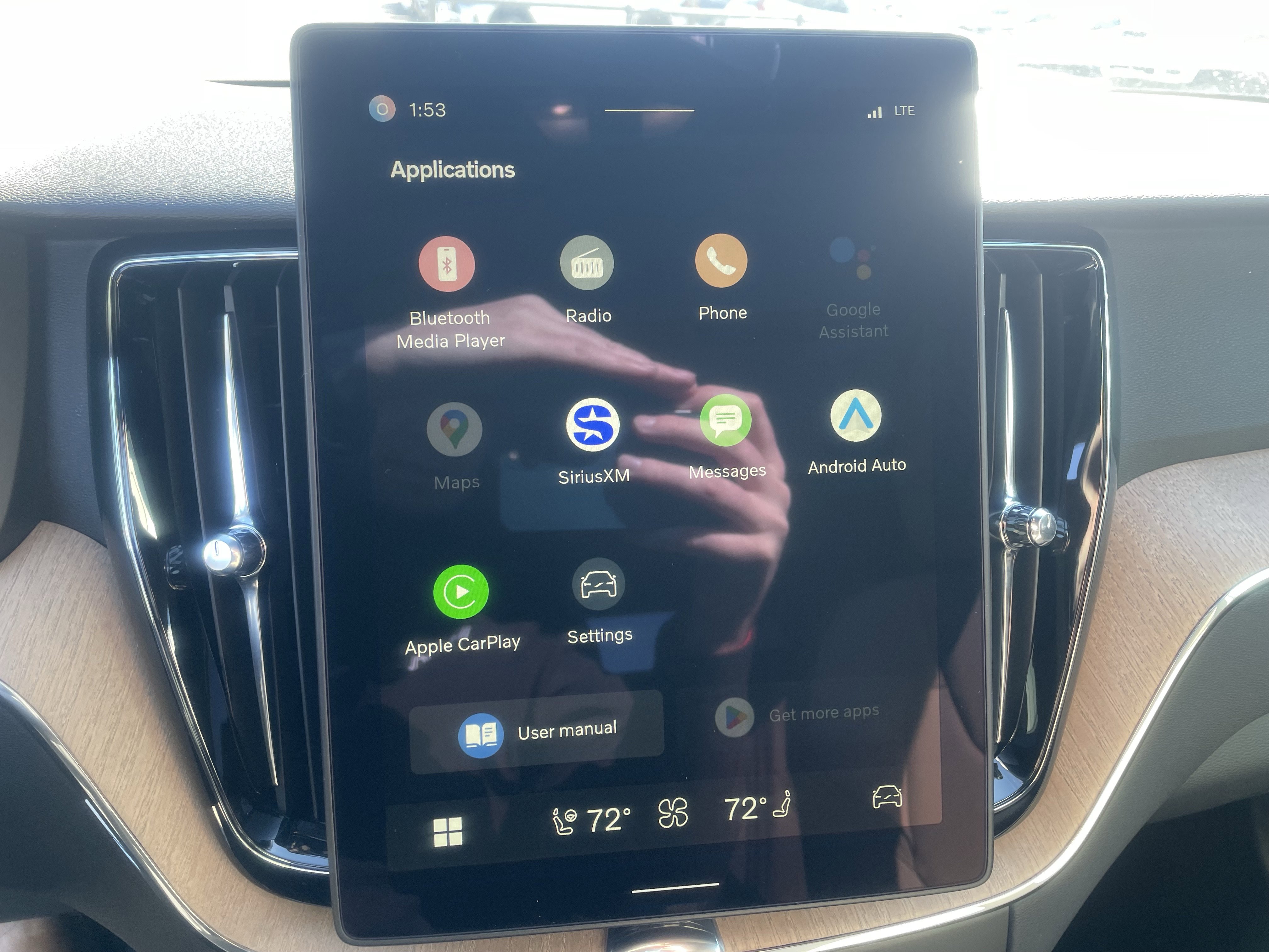 New 2026 Volvo XC60 B5 Plus w/ Protection Package Premier image 19