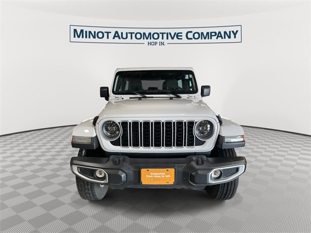 Certified 2024 Jeep Wrangler Sahara image 3