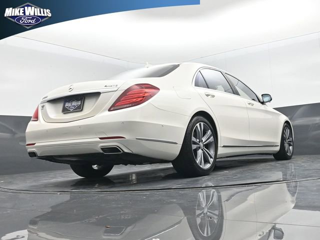Used 2015 Mercedes-Benz S 550 4MATIC Sedan image 23