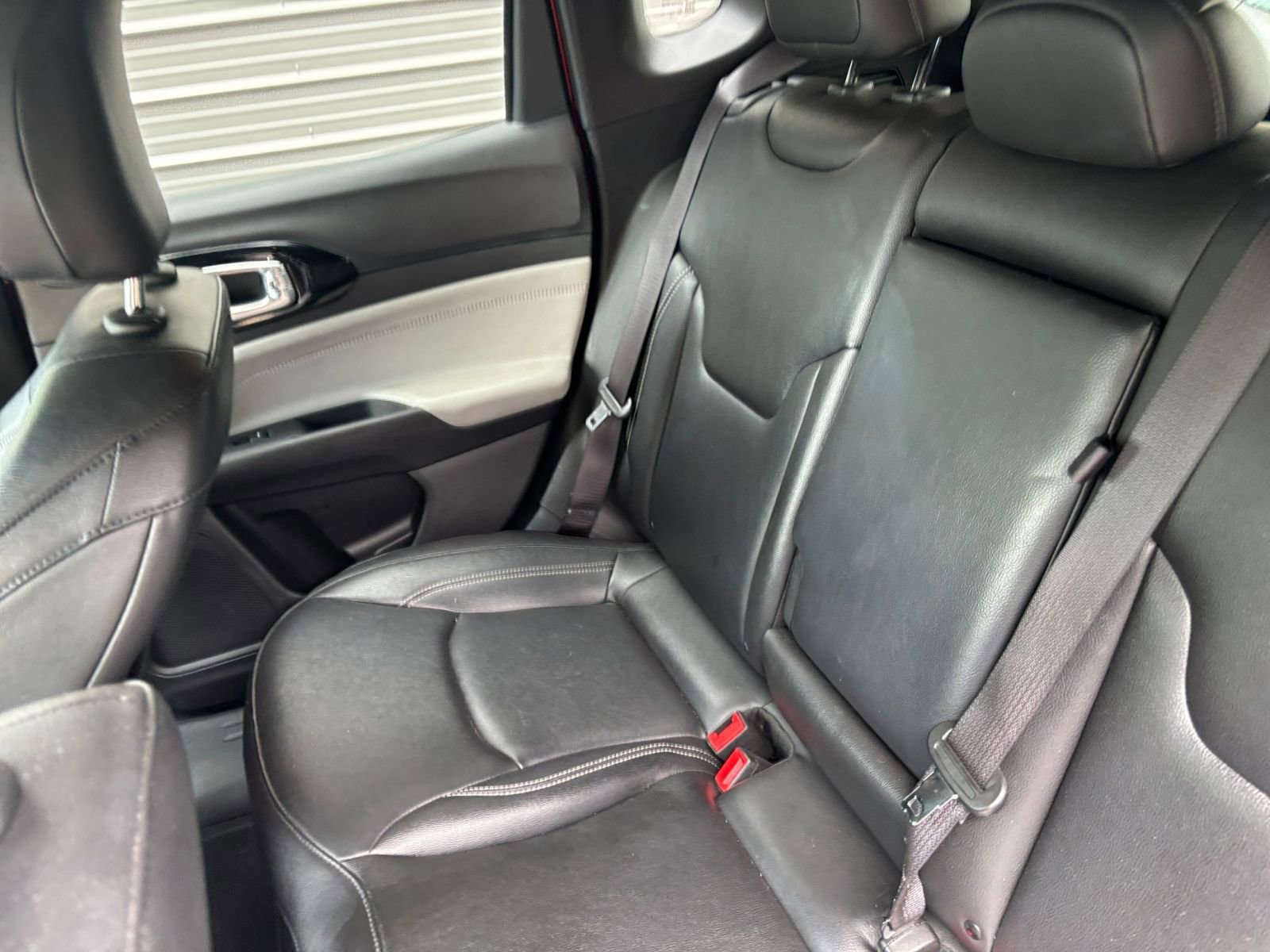 Used 2025 Jeep Compass Limited AWD/4WD image 34