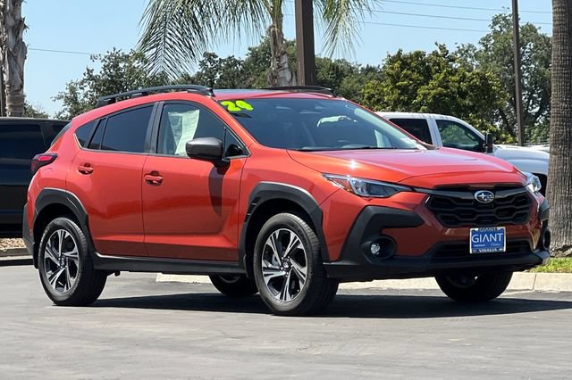 Used 2024 Subaru Crosstrek 2.0i Premium AWD/4WD image 2