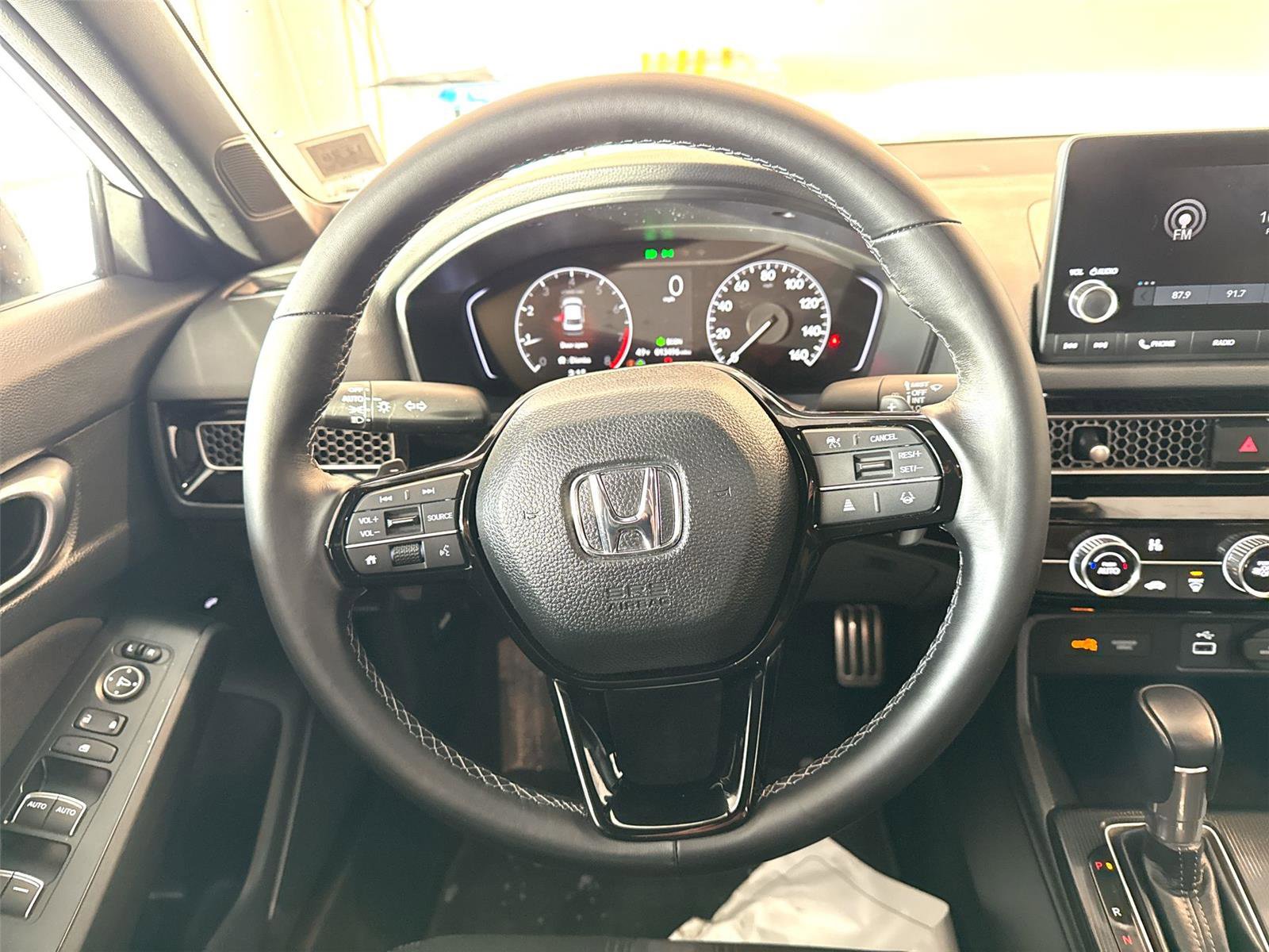 Used 2023 Honda Civic Sport image 11