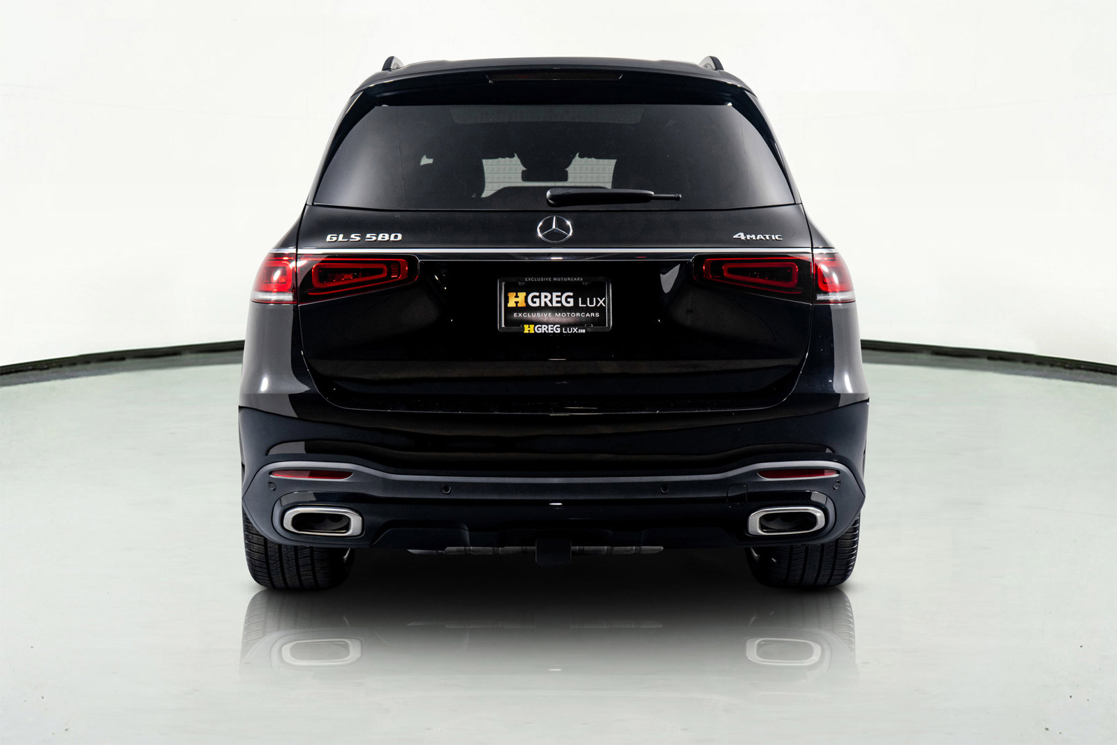 Used 2023 Mercedes-Benz GLS 580 4MATIC image 12