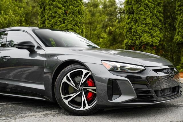 Used 2022 Audi e-tron GT Premium Plus w/ Performance Package AWD/4WD image 7