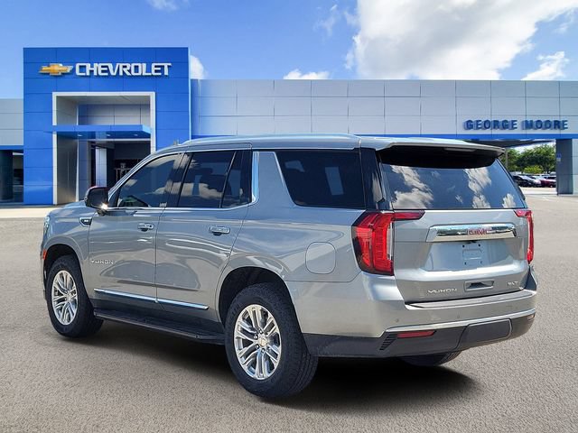 Certified 2023 GMC Yukon SLT w/ SLT Luxury Package AWD/4WD image 3