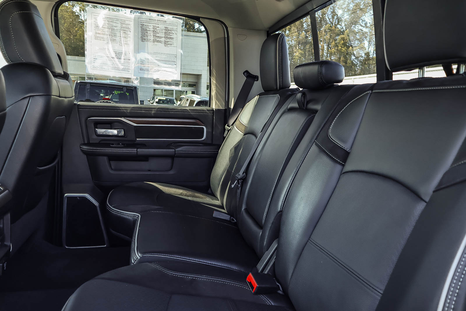 Used 2024 RAM 2500 Laramie AWD/4WD image 15