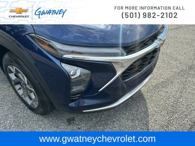 Used 2024 Chevrolet Trax LT w/ Driver Confidence Package FWD image 13