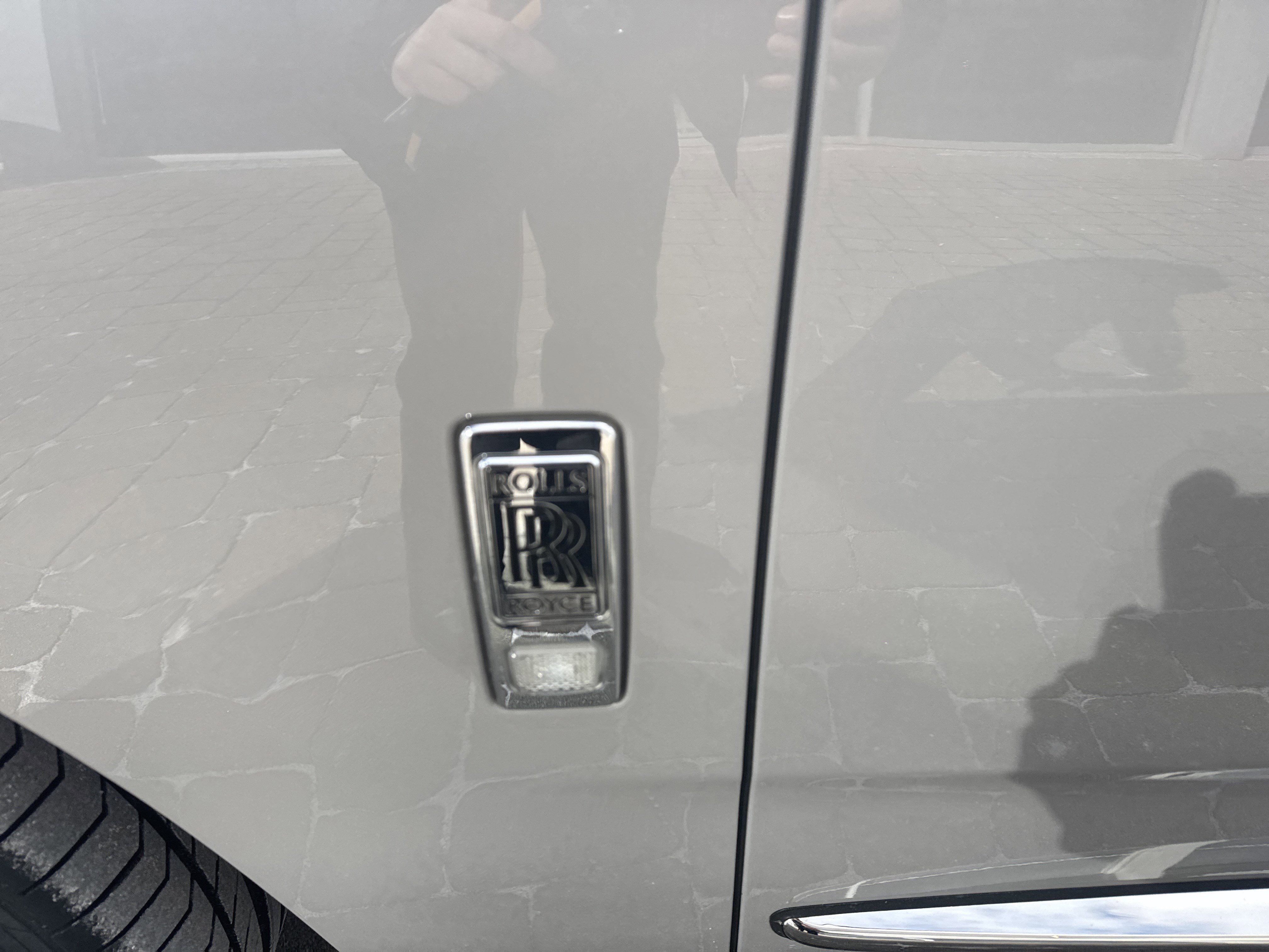 Used 2024 Rolls-Royce Cullinan w/ Interior Detailing Package image 38