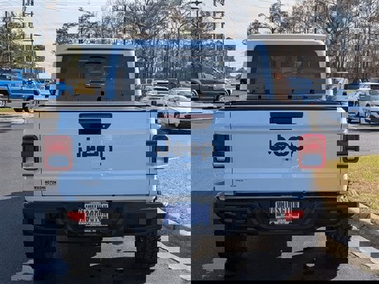 New 2025 Jeep Gladiator Sport image 6