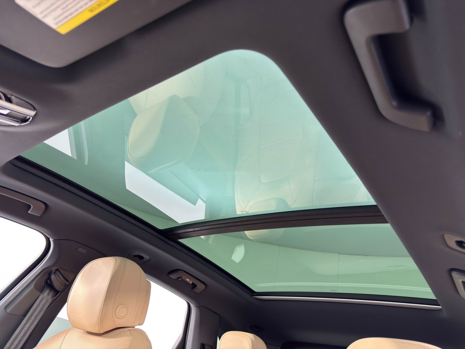 Used 2019 Porsche Cayenne E-Hybrid image 12