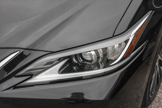 Certified 2022 Lexus ES 350 w/ Premium Package FWD image 5