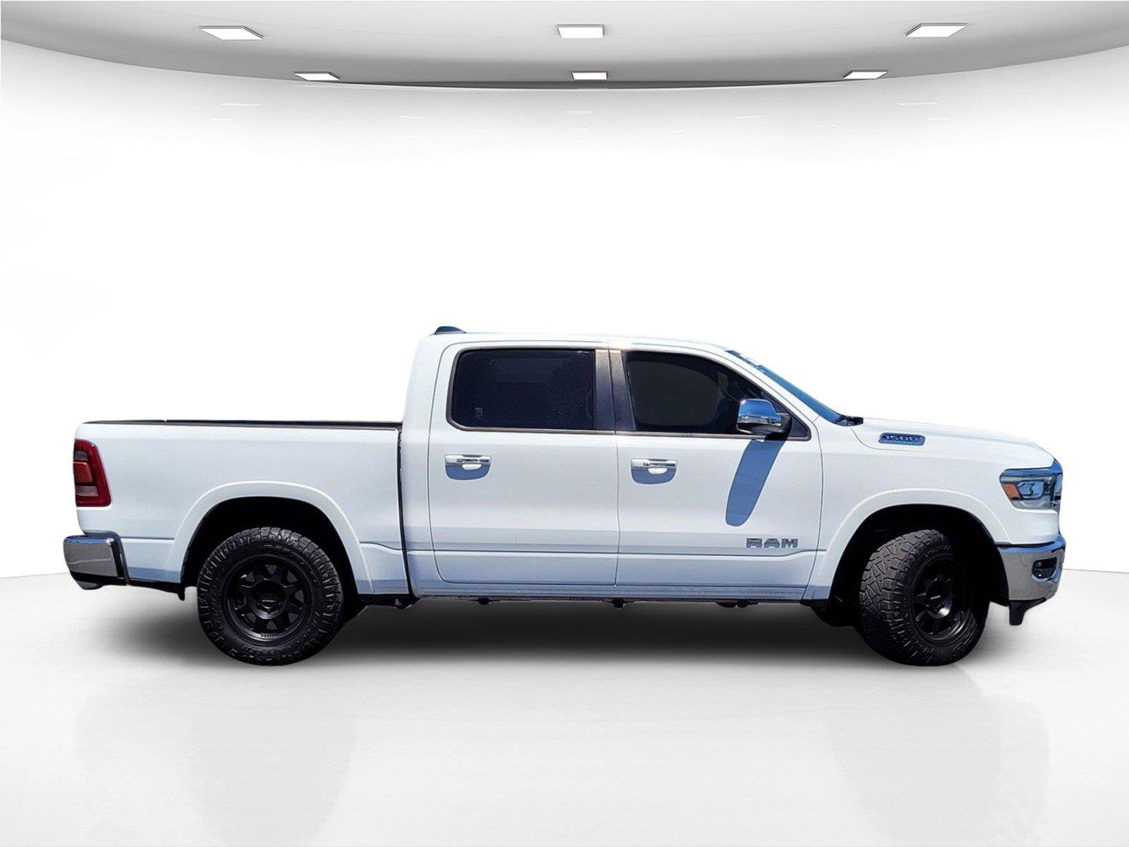 Used 2021 RAM 1500 Laramie AWD/4WD image 6