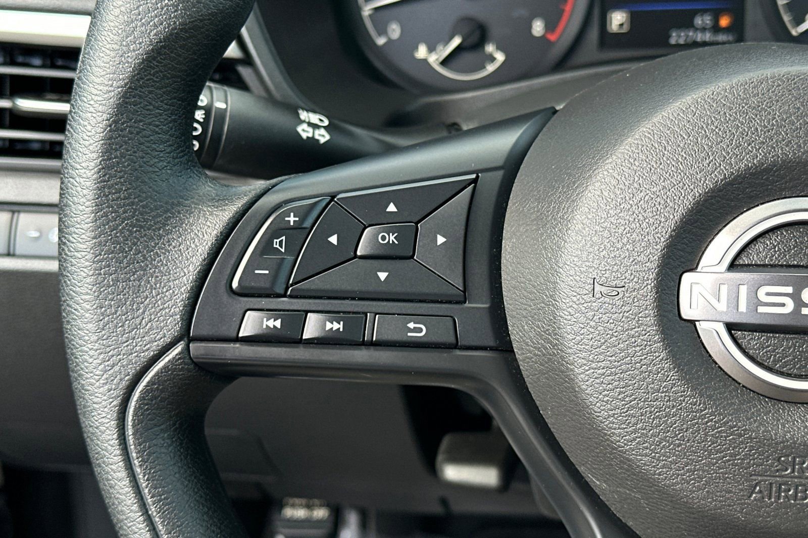 Used 2025 Nissan Altima 2.5 S image 25