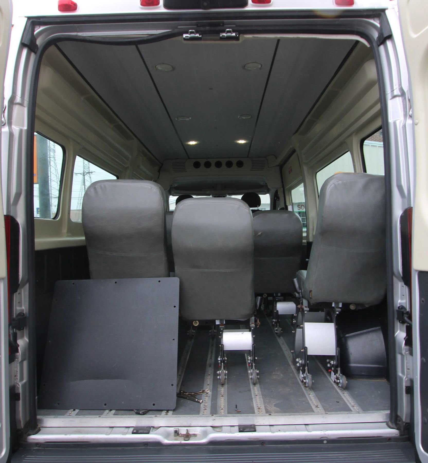 Used 2014 RAM ProMaster 2500 w/ Interior Convenience Group image 11
