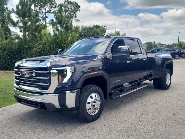 New 2026 GMC Sierra 3500 SLT w/ SLT Convenience Package AWD/4WD image 3