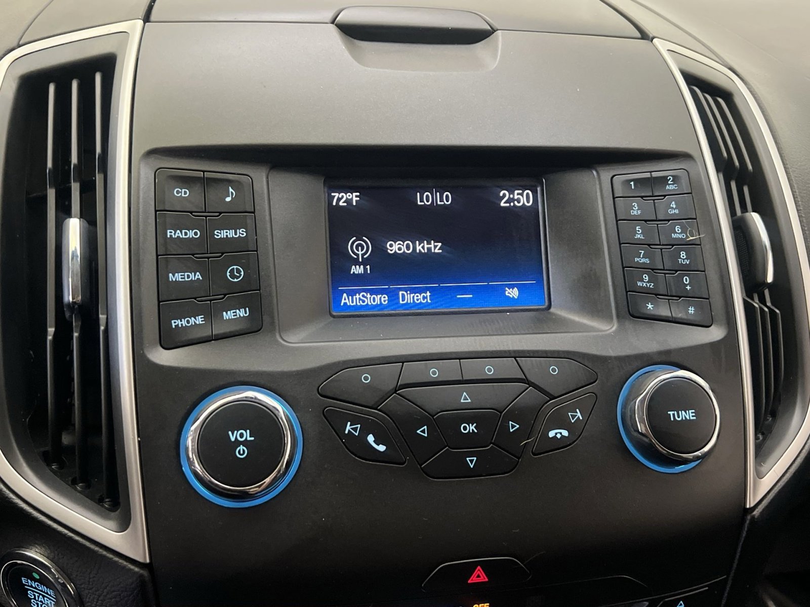 Used 2016 Ford Edge SEL image 22