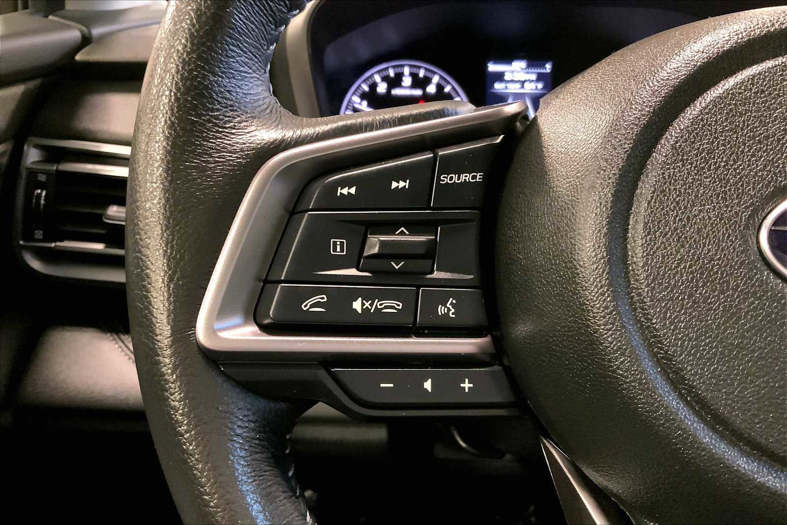 Used 2023 Subaru Outback Limited XT image 25