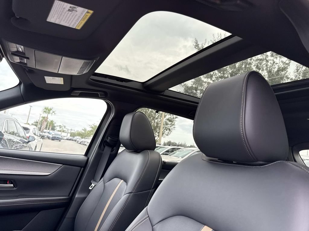 New 2026 MAZDA CX-90 Plug-In Hybrid w/ Premium Plus AWD/4WD image 29