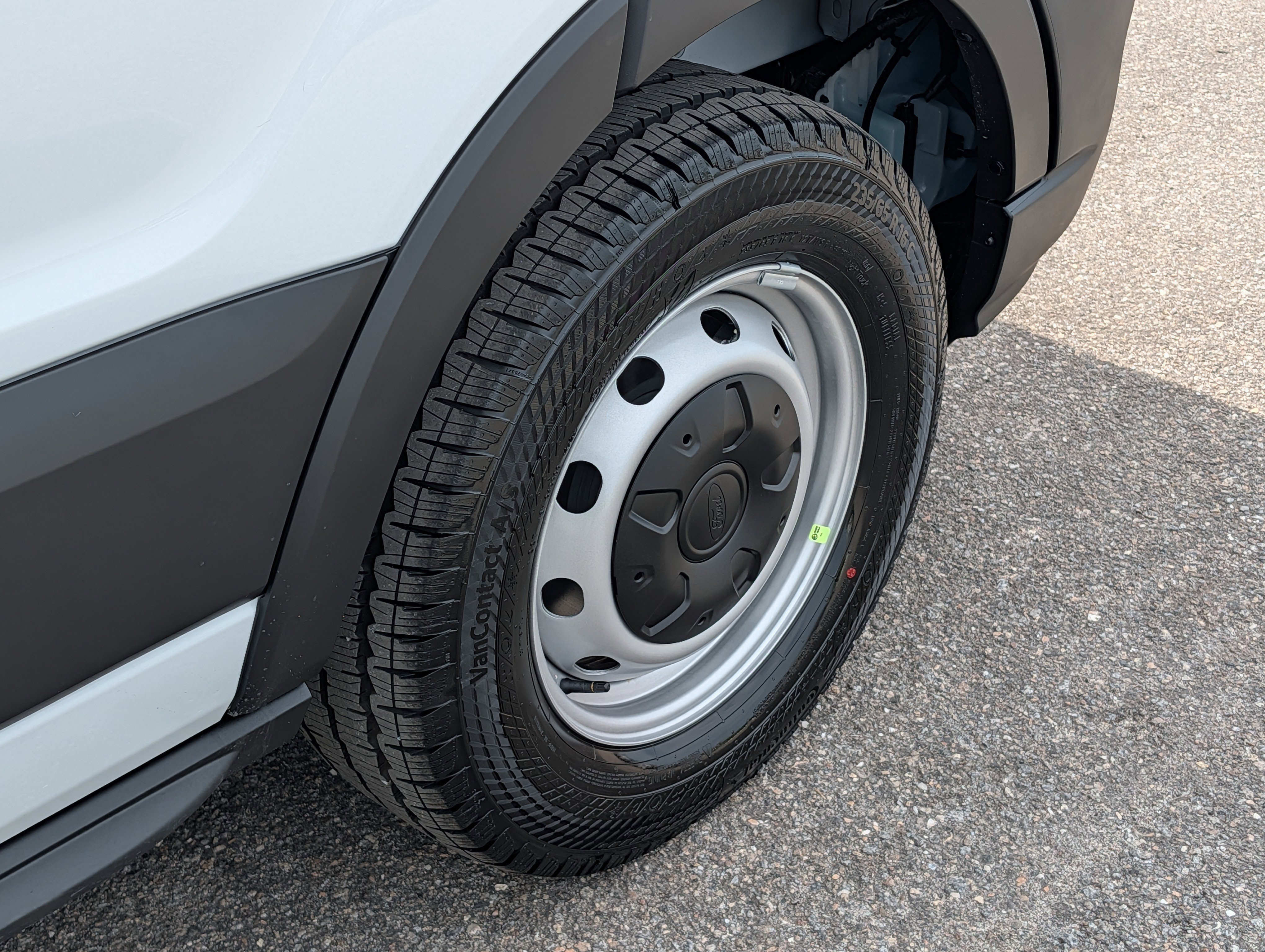 New 2026 Ford Transit 250 Low Roof RWD image 13