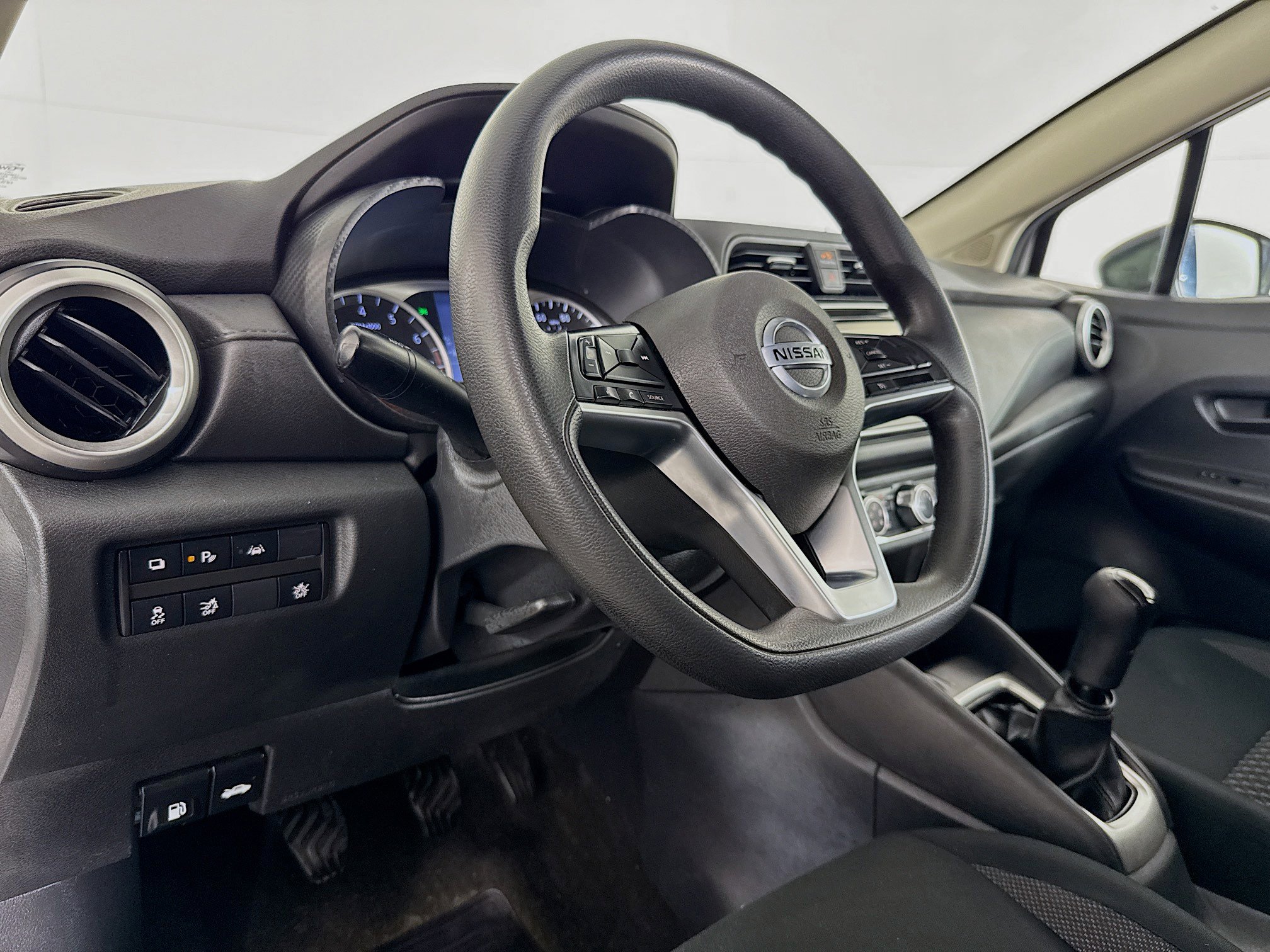 Used 2020 Nissan Versa S FWD image 22