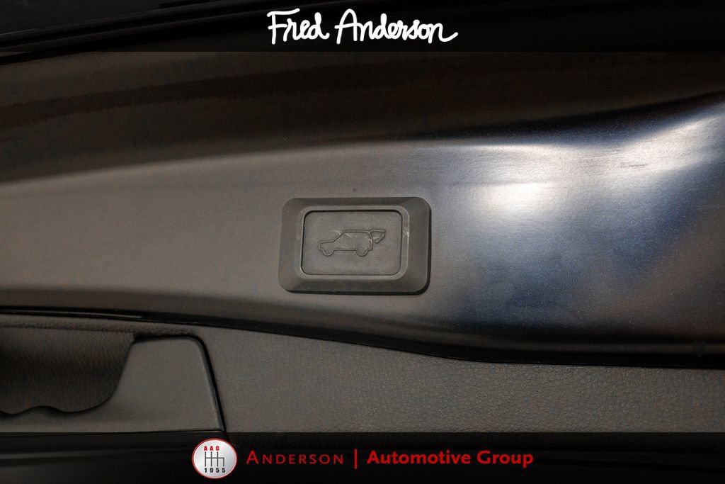 Used 2020 Toyota RAV4 XSE w/ XSE Grade Weather Package AWD/4WD image 6