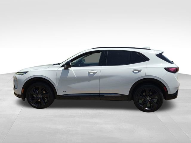 Used 2025 Buick Envision Sport Touring AWD/4WD image 7