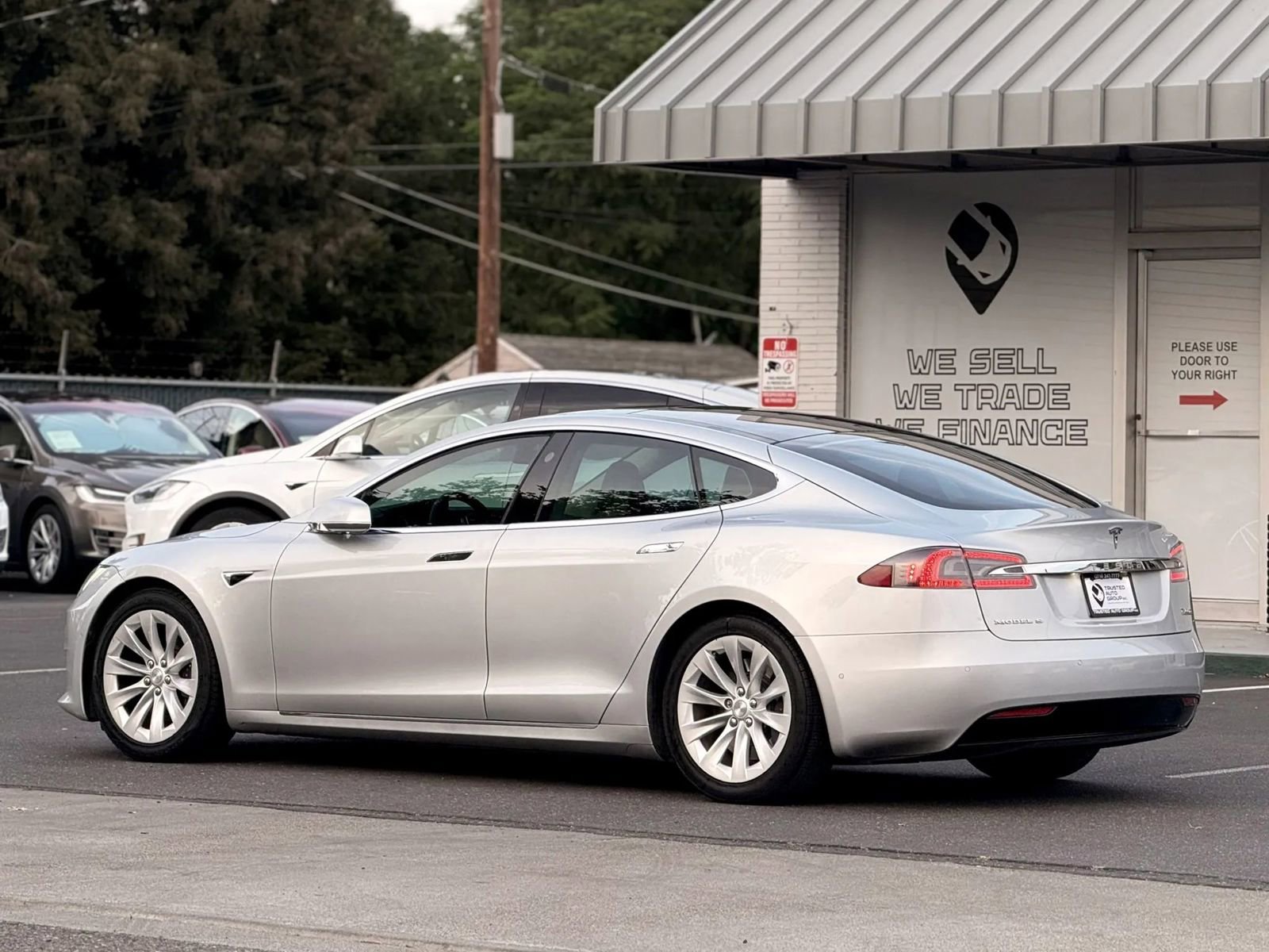 Used 2017 Tesla Model S 90D AWD/4WD image 7