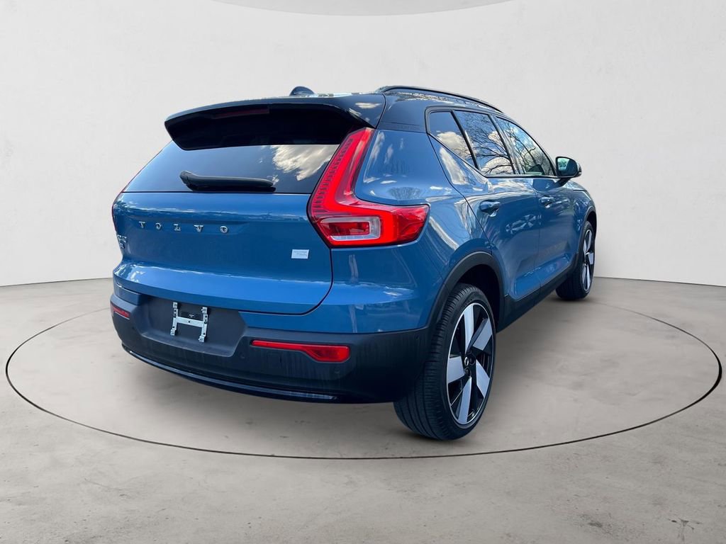 Certified 2023 Volvo XC40 Recharge Ultimate AWD/4WD image 5