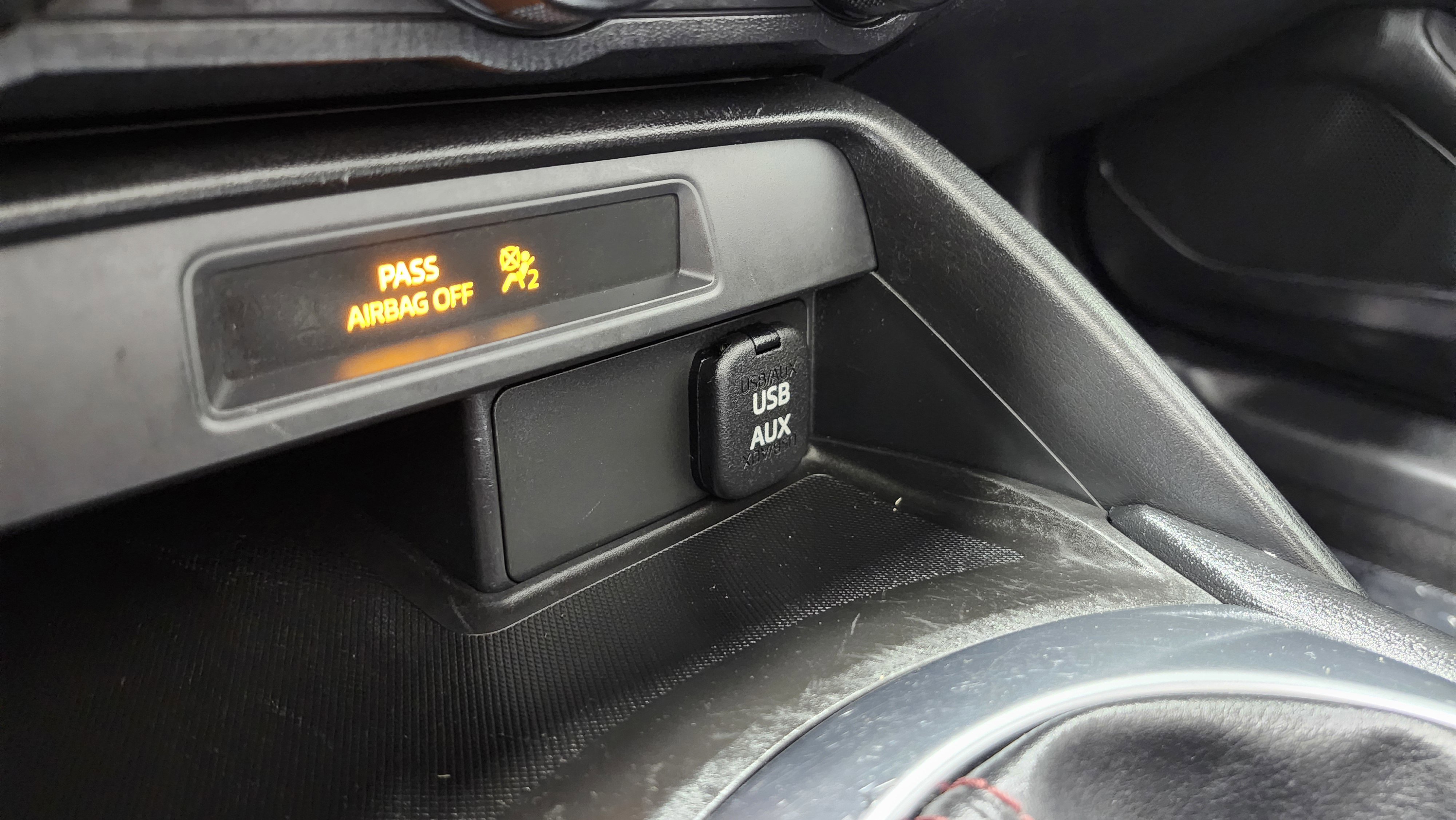 Used 2016 MAZDA MX-5 Miata Sport image 7