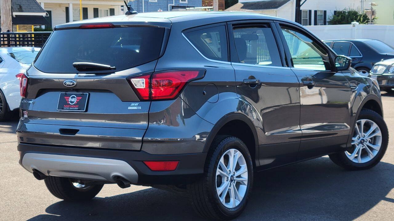 Used 2019 Ford Escape SE AWD/4WD image 6