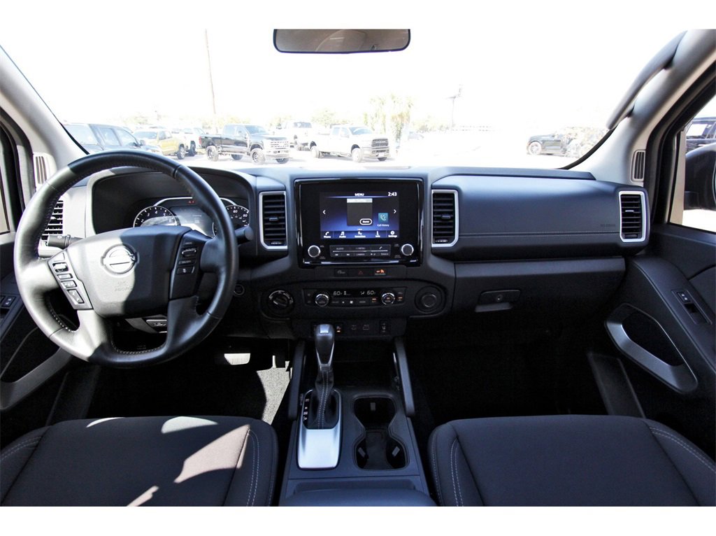 Certified 2024 Nissan Frontier SV w/ SV Convenience Package image 7