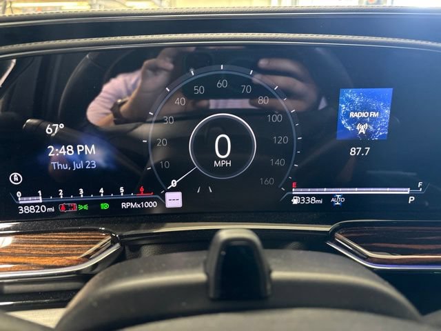 Certified 2023 Cadillac Escalade Premium Luxury w/ LPO, Illumination Package AWD/4WD image 16